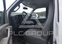 2017 Chevrolet Express фото