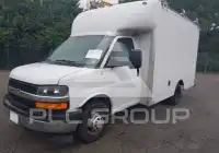 2017 Chevrolet Express фото