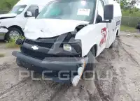 2017 Chevrolet Express фото