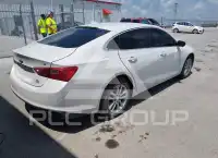 2017 Chevrolet Malibu photo