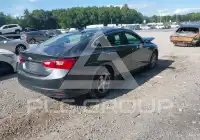 2017 Chevrolet Malibu photo