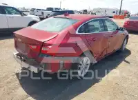 2017 Chevrolet Malibu photo