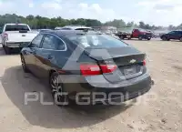 2017 Chevrolet Malibu photo
