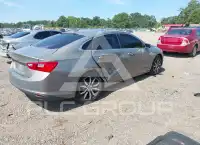2017 Chevrolet Malibu photo