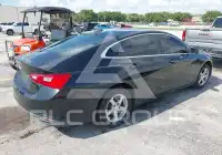 2017 Chevrolet Malibu photo