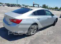 2017 Chevrolet Malibu photo