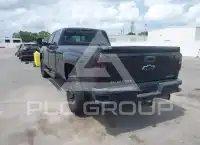 2017 Chevrolet Silverado photo