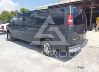 2017 Chevrolet Express фото
