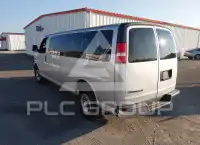 2017 Chevrolet Express photo