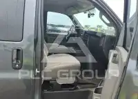 2017 Chevrolet Express photo