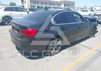 2017 BMW 330 фото