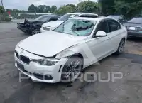 2017 BMW 330 photo
