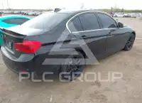 2017 BMW 330 photo