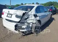 2017 BMW 330 фото