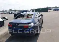 2017 BMW 330 фото