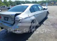 2017 BMW 330 photo