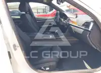2017 BMW 330 photo