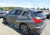 2017 BMW X1 фото