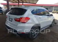 2017 BMW X1 фото