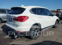 2017 BMW X1 фото