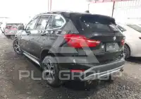2017 BMW X1 photo