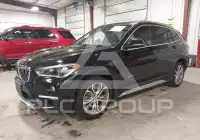 2017 BMW X1 фото