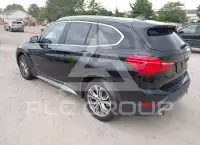 2017 BMW X1 фото