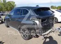 2017 BMW X1 фото