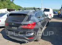 2017 BMW X1 фото
