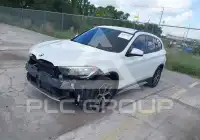 2017 BMW X1 фото
