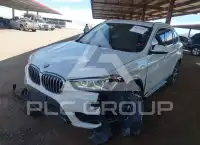 2017 BMW X1 фото