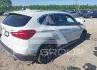 2017 BMW X1 фото