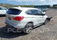 2017 BMW X1 фото