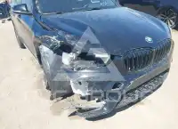 2017 BMW X1 photo