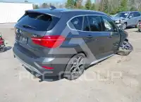 2017 BMW X1 photo