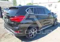 2017 BMW X1 photo