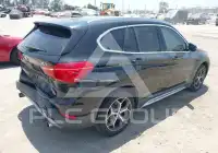 2017 BMW X1 фото