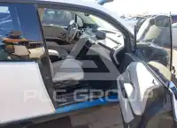 2017 BMW I3 фото