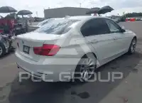 2017 BMW 330 photo