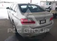 2017 BMW 330 photo