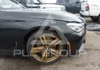 2017 BMW 750 фото