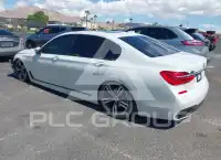 2017 BMW 750 фото