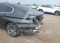 2017 BMW 530 photo