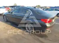 2017 BMW 530 photo