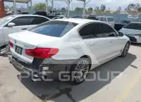 2017 BMW 530 фото