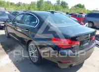 2017 BMW 530 photo