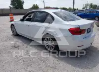 2017 BMW 320 photo