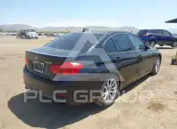 2017 BMW 320 photo