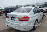 2017 BMW 320 photo