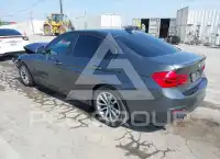 2017 BMW 320 photo